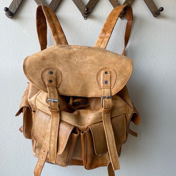 Vintage Handbags - 70s leather backpack